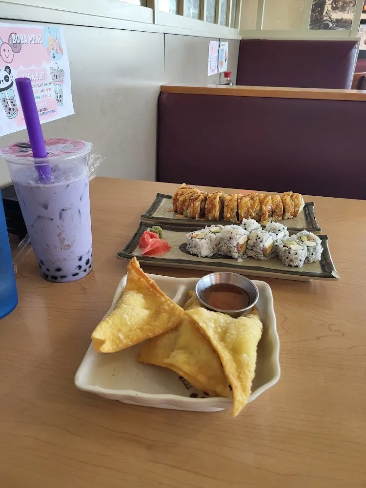 Tiger Roll Philly Roll & Crab Rangoon